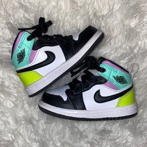 Jordan 1 mid pastel